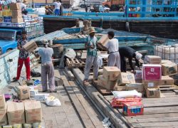 بازی ته‌لنجی‌ها با جان مردم!