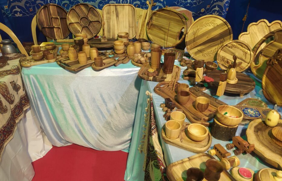 زن، کارآفرینی، تنهایی