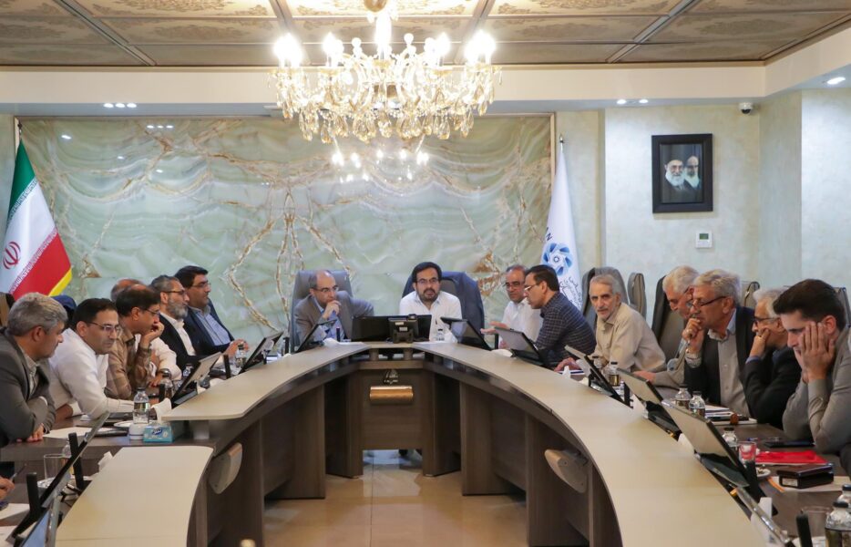 تصمیم‌سازی بر پایه داده؛ بررسی تورم مسکن و چالش‌های نساجی در شورای گفت‌وگوی اصفهان
