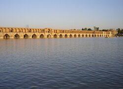 کاهش برداشت از زاینده‌رود