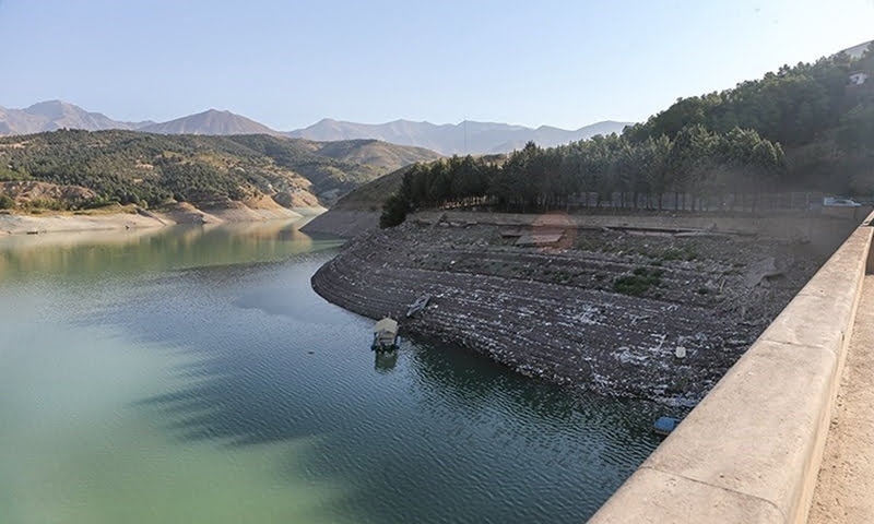 زاینده‌رود تنها ۲۱ درصد آب دارد