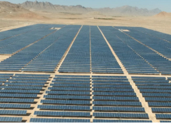 آغاز عملیات اجرایی بزرگترین نیروگاه خورشیدی صنعت پتروشیمی با ۶۰ میلیون دلار سرمایه‌گذاری