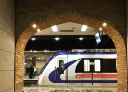 تمدید زمان فعالیت متروی اصفهان تا ساعت ۲۳ در ایام هفته وحدت