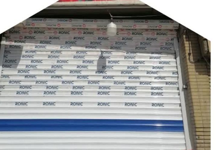 پلمب سه واحد صنفی متخلف در نجف‌آباد به دلیل استنکاف از اجرای احکام تعزیرات