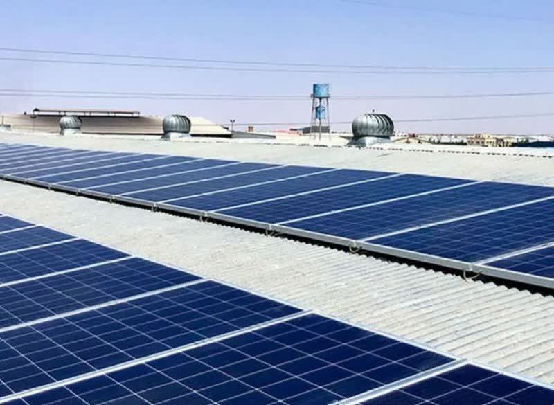 نصب پنل خورشیدی روی پشت بام‌ها | راهنمای جامع ثبت‌نام و شرایط