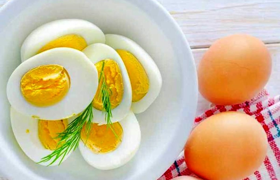 مدیر آموزش و پرورش گلپایگان: توزیع ۴۰۰۰ عدد تخم مرغ در مدارس این شهرستان