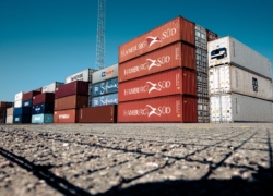 گردش مالی ۸۳۵ میلیون دلاری گمرکات اصفهان در ۶ ماه نخست سال