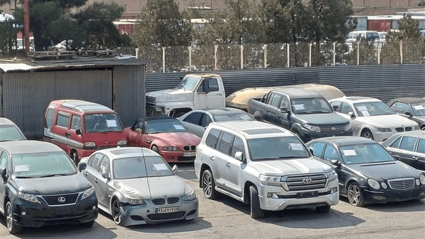 مزایده وسایل نقلیه توقیفی در اصفهان آغاز شد