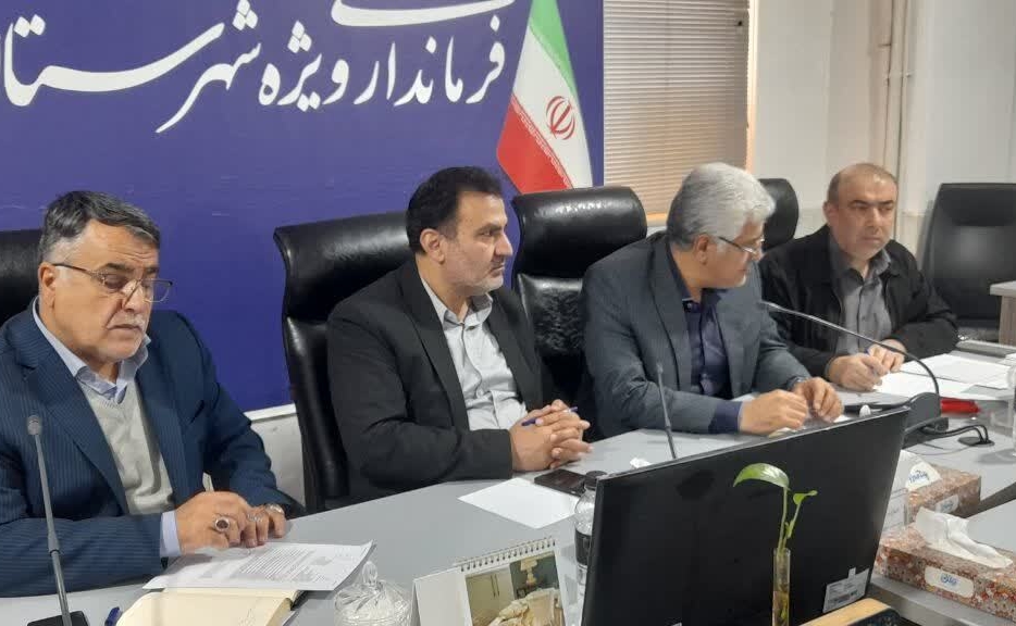 بررسی حداقل 15 واحد تولیدی در ستاد تسهیل کاشان