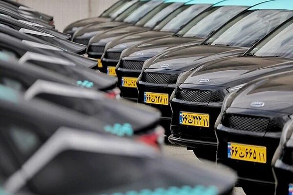 گسترش ناوگان تاکسی‌های برقی در اصفهان | برنامه‌ریزی برای افزودن ۳۰۰ دستگاه جدید