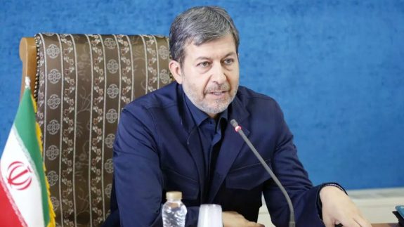 تأکید استاندار اصفهان بر توزیع متوازن کالا و مقابله با احتکار در آستانه رمضان و نوروز