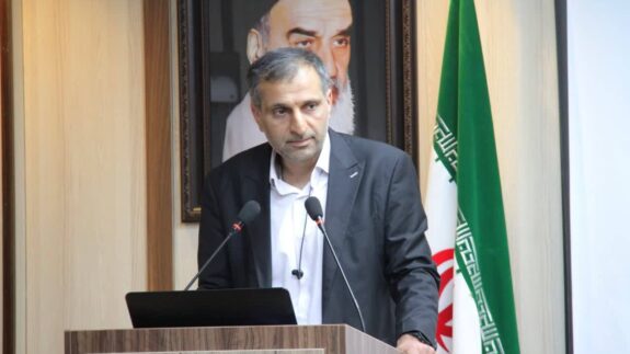 بحران درمان در اصفهان: ۳ بیمارستان برای ۷۵ درصد جمعیت/ کمبود ۵۰۰ نیرو و توقف پروژه‌ها