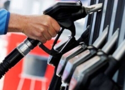 وضعیت مطلوب ذخایر بنزین و گازوئیل استان اصفهان