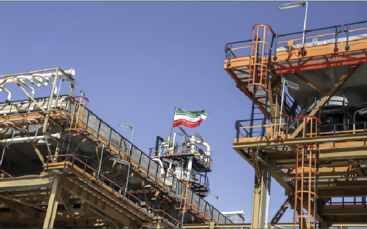 نقش دانش‌بنیان‌ها در بازسازی صنایع آسیب‌دیده اصفهان در جنگ رمضان