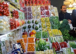 بررسی بازار مواد غذایی اصفهان | قیمت گوشت، میوه و آبزیان در تابستان ۱۴۰۴
