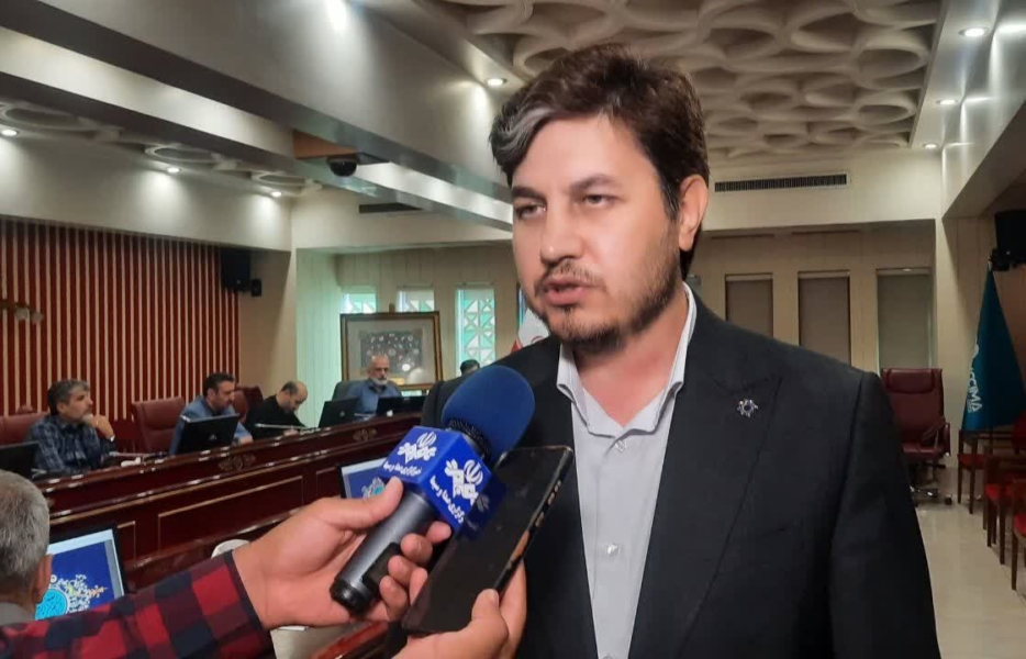 بانک مرکزی با ساماندهی ۵۳۰ صندوق قرض‌الحسنه، سلامت مالی استان اصفهان را تضمین می‌کند